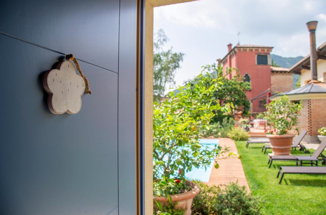 Hotel Calvi-Ristorante Mainor ヴィットリオ・ヴェネト エクステリア 写真